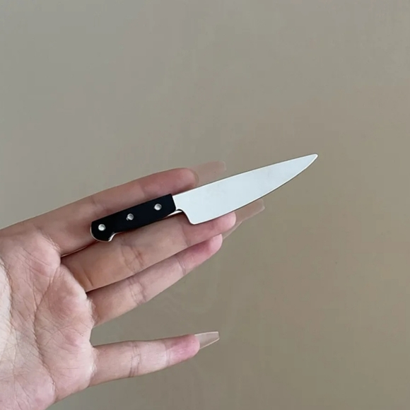 2 Butcher Knife Hairclips - Picture 11 of 16